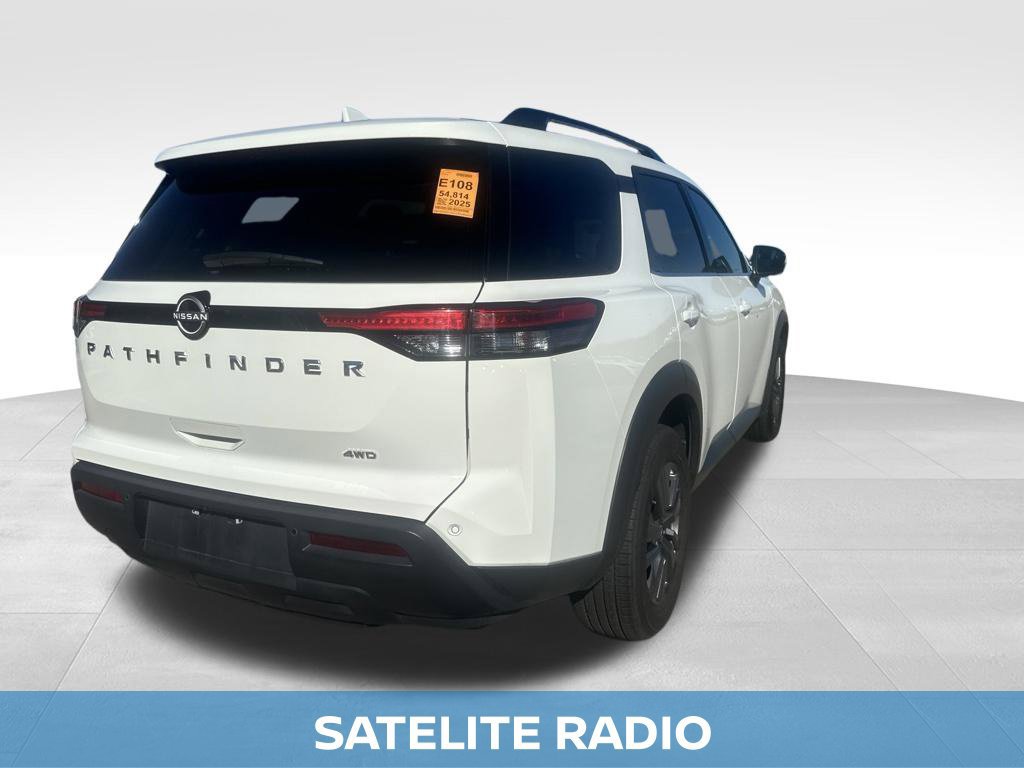 Used 2025 Nissan Pathfinder SV AWD/4WD image 9