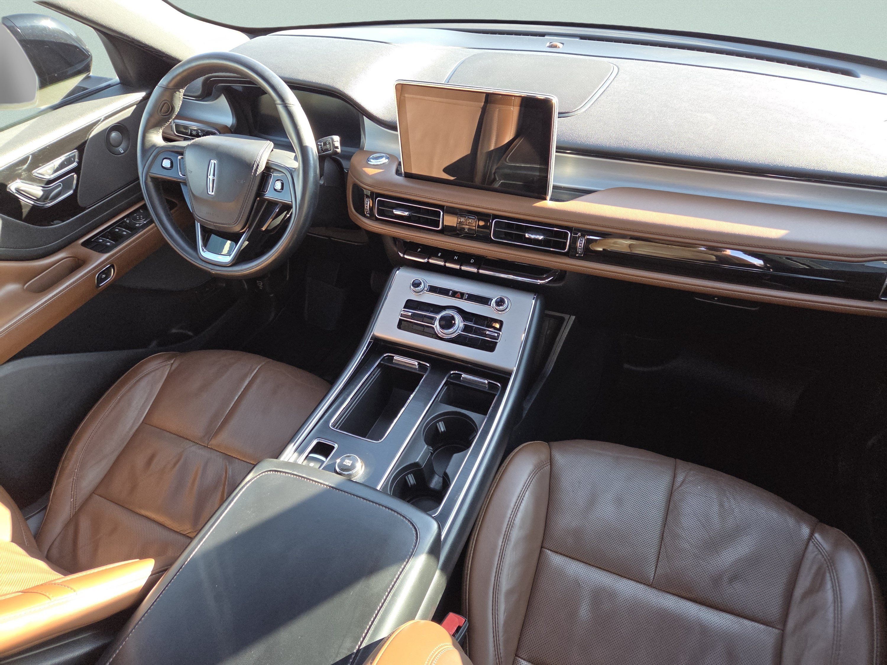 Used 2020 Lincoln Aviator Reserve w/ Equipment Group 201A AWD/4WD image 32