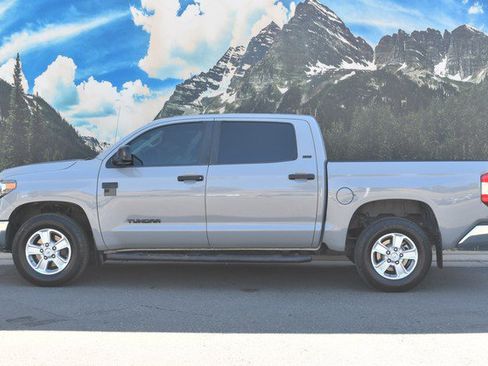 Certified 2018 Toyota Tundra SR5 w/ SR5 Upgrade Package AWD/4WD image 7
