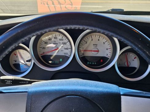 Used 2006 Dodge Magnum R/T RWD image 30