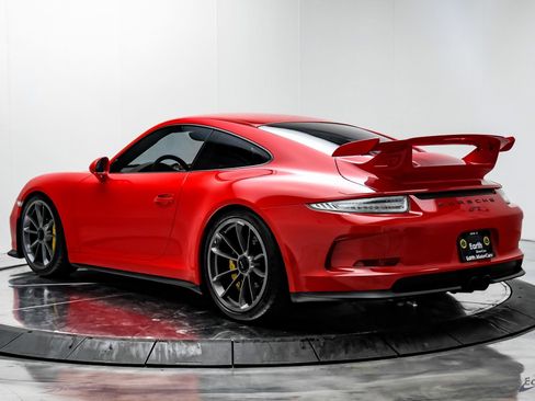 Used 2015 Porsche 911 GT3 image 9