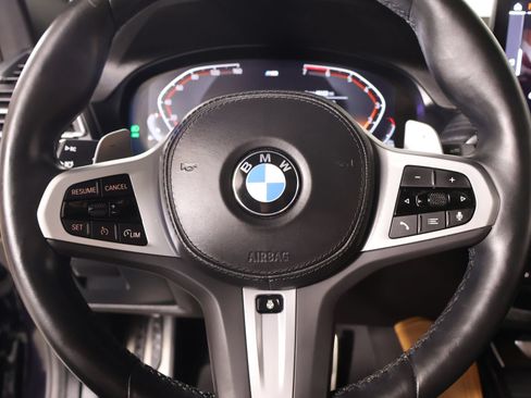 Used 2023 BMW X4 xDrive30i w/ M Sport Package AWD/4WD image 3