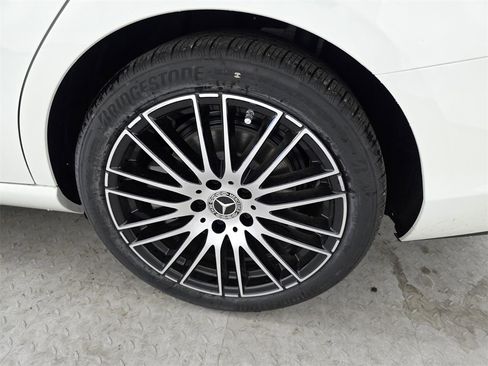 New 2026 Mercedes-Benz C 300 Sedan image 14