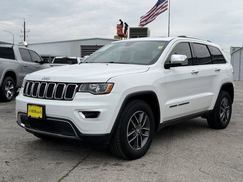 Used 2018 Jeep Grand Cherokee Limited image 4