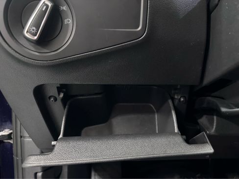 Used 2021 Volkswagen Tiguan SE w/ Panoramic Sunroof Package AWD/4WD image 28