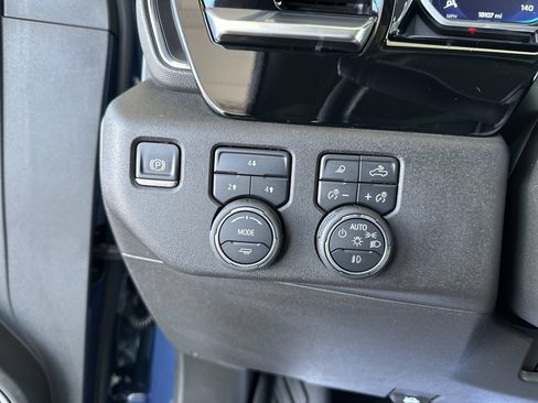 Used 2025 Chevrolet Silverado 2500 LT w/ Trail Boss Package AWD/4WD image 18