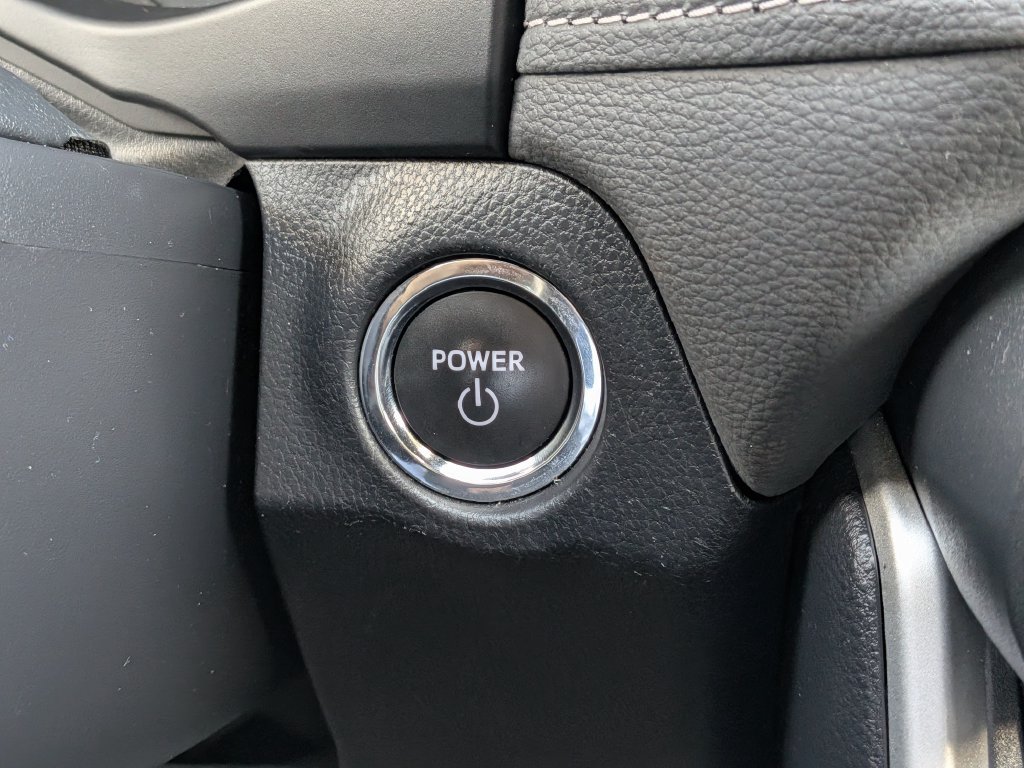 Used 2024 Toyota RAV4 XLE AWD/4WD image 26