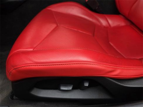 Used 2020 Chevrolet Corvette Stingray Coupe w/ Chrome Exterior Badge Package image 17