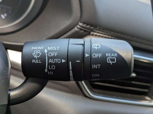 Used 2021 MAZDA CX-5 Touring FWD image 18