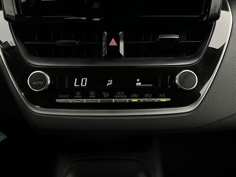 Used 2024 Toyota Corolla LE image 24