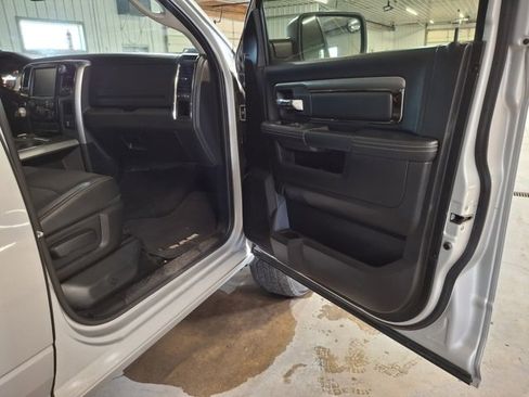 Used 2016 RAM 1500 Sport image 12