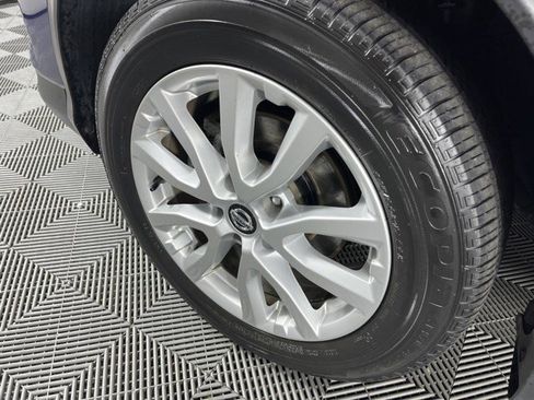 Used 2022 Nissan Rogue Sport SV FWD image 10