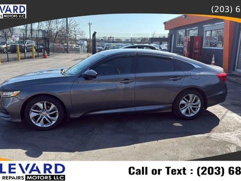 Used 2018 Honda Accord LX image 4