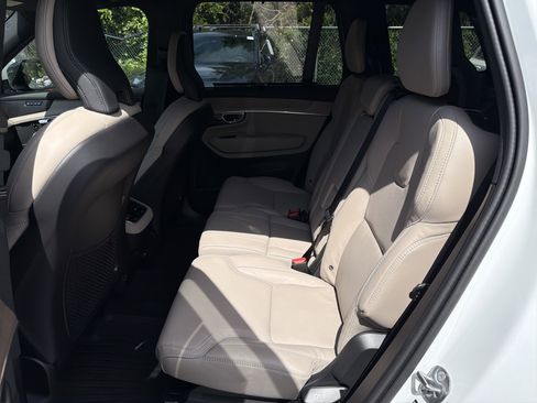 Used 2026 Volvo XC90 B6 Ultra w/ Protection Package Premier AWD/4WD image 32