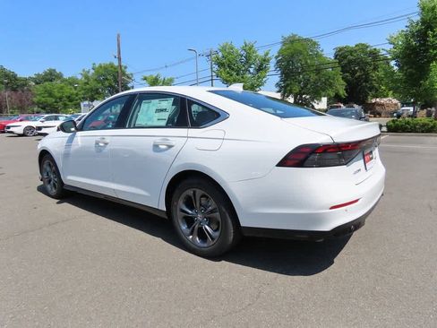 New 2025 Honda Accord EX-L image 4