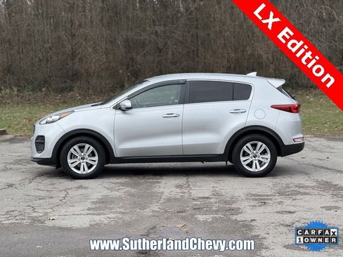 Used 2019 Kia Sportage LX image 4