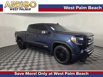 Used 2022 GMC Sierra 1500 Elevation w/ LPO, Elevation Black Package