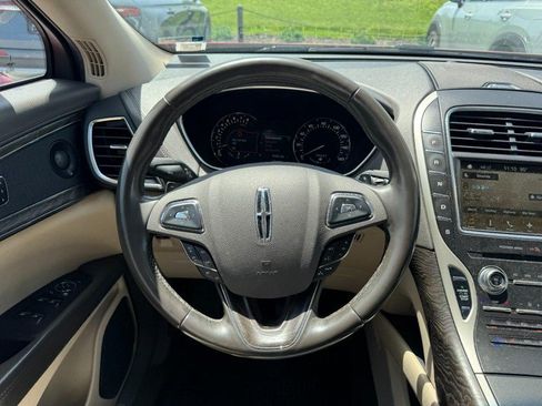 Used 2018 Lincoln MKX Reserve w/ Lincoln MKX Climate Package AWD/4WD image 10