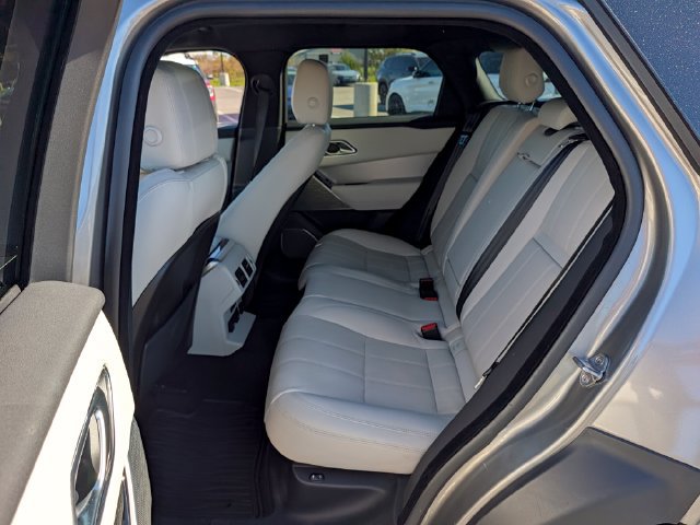 Used 2019 Land Rover Range Rover Velar R-Dynamic SE AWD/4WD image 19