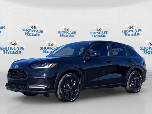 Certified 2025 Honda HR-V Sport image 2