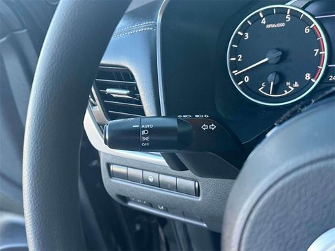 Certified 2023 Nissan Rogue SV image 23