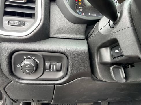 New 2026 RAM 2500 Laramie AWD/4WD image 16