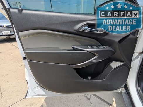 Used 2024 Chevrolet Trax ACTIV w/ Sunroof Package FWD image 13