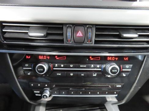 Used 2015 BMW X5 xDrive35i AWD/4WD image 27