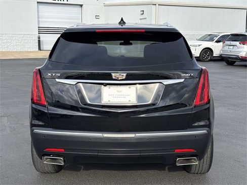 Used 2021 Cadillac XT5 Luxury image 3