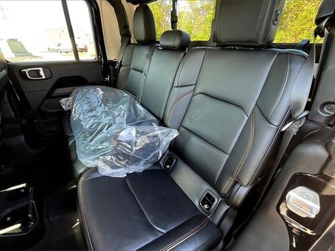 Certified 2023 Jeep Gladiator Mojave w/ Trailer Tow Package image 26