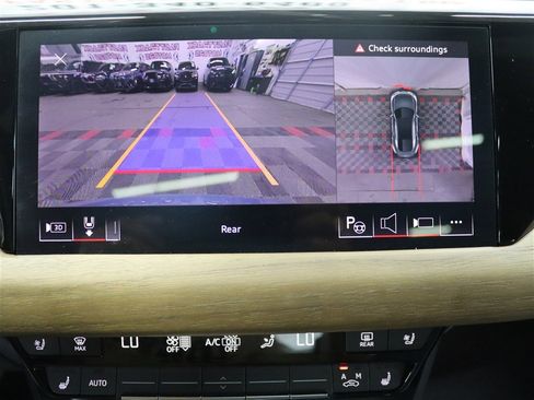 Used 2023 Audi e-tron GT Prestige AWD/4WD image 35