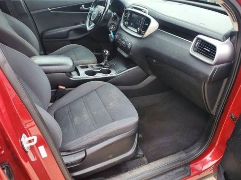 Used 2017 Kia Sorento FWD w/ LX Convenience Package image 5
