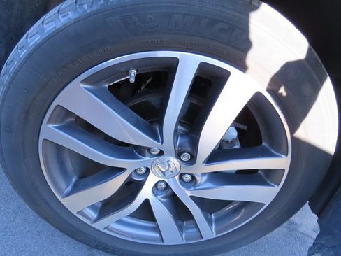Used 2017 Honda Pilot Touring image 18