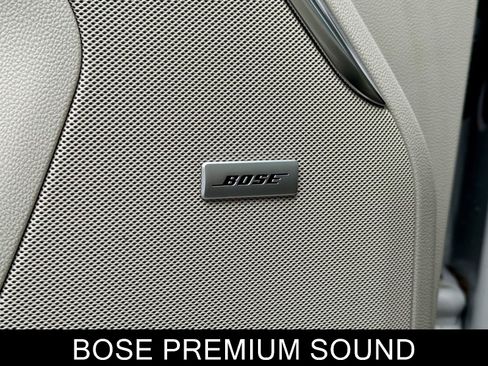Used 2021 GMC Yukon Denali w/ LPO, Illumination Package AWD/4WD image 13