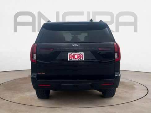 New 2025 Ford Expedition Tremor image 9