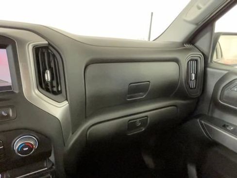Used 2024 Chevrolet Silverado 1500 Custom AWD/4WD image 33
