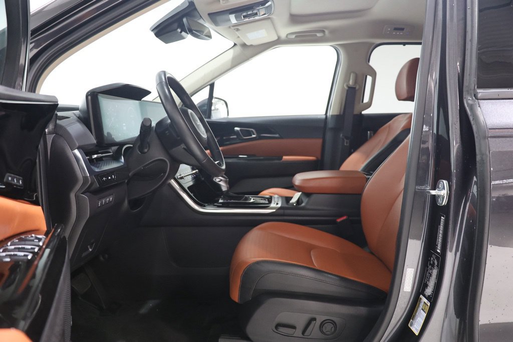 Used 2024 Kia Carnival SX Prestige FWD image 17