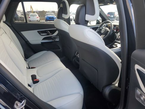 Used 2023 Mercedes-Benz GLC 300 GLC 300 image 31