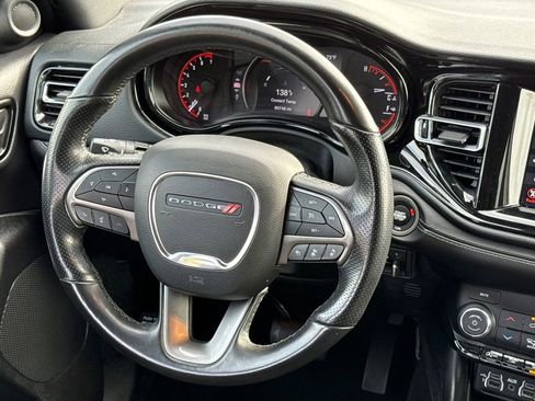 Used 2023 Dodge Durango SXT Launch Edition image 13