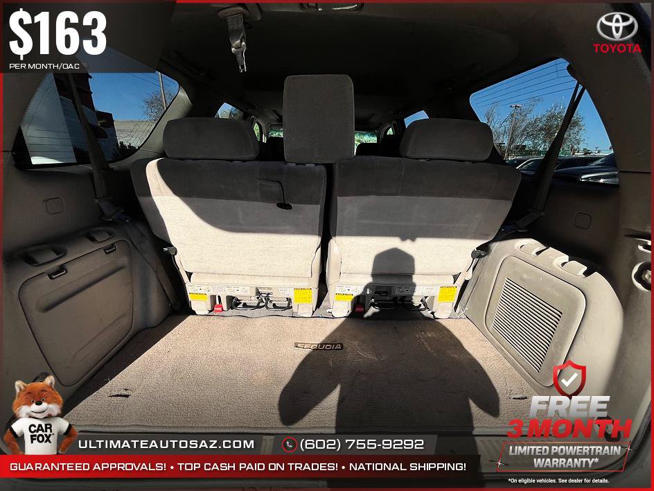 Used 2005 Toyota Sequoia SR5 AWD/4WD image 13