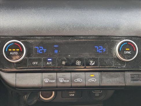 Used 2021 Hyundai Elantra SEL FWD image 18