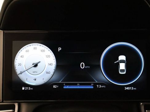 Used 2022 Hyundai Elantra Limited FWD image 7