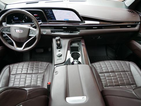 Used 2021 Cadillac Escalade ESV Sport Platinum AWD/4WD image 12