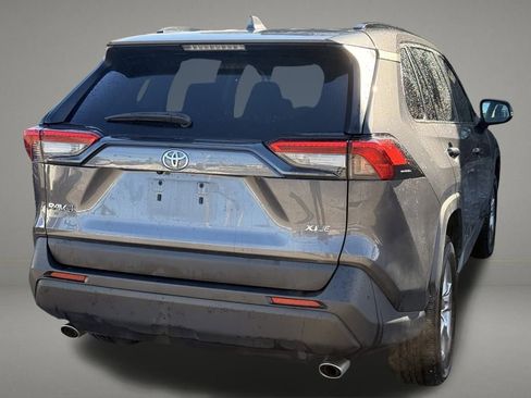 Used 2024 Toyota RAV4 XLE image 5
