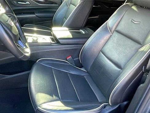 Used 2021 Cadillac Escalade Sport w/ Driver Assist Tech Package image 12