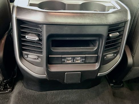 Used 2023 RAM 1500 Big Horn AWD/4WD image 25