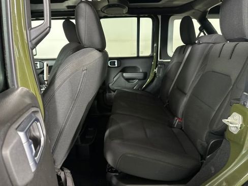 Used 2023 Jeep Wrangler Unlimited w/ Convenience Group image 25