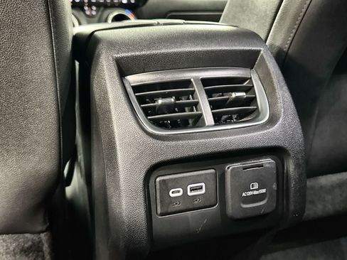 Used 2022 Chevrolet Blazer LT w/ Sound & Technology Package FWD image 28