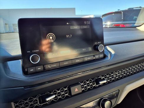 Certified 2023 Honda Accord EX image 7