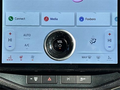 New 2025 Ford F150 Lightning Platinum w/ Dark Elements Package image 24